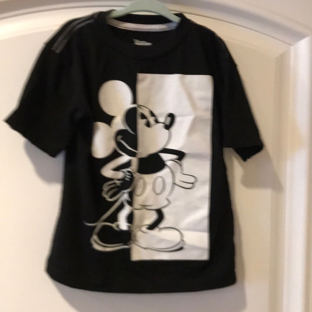 Disney Junior Mickey t-shirt size 4